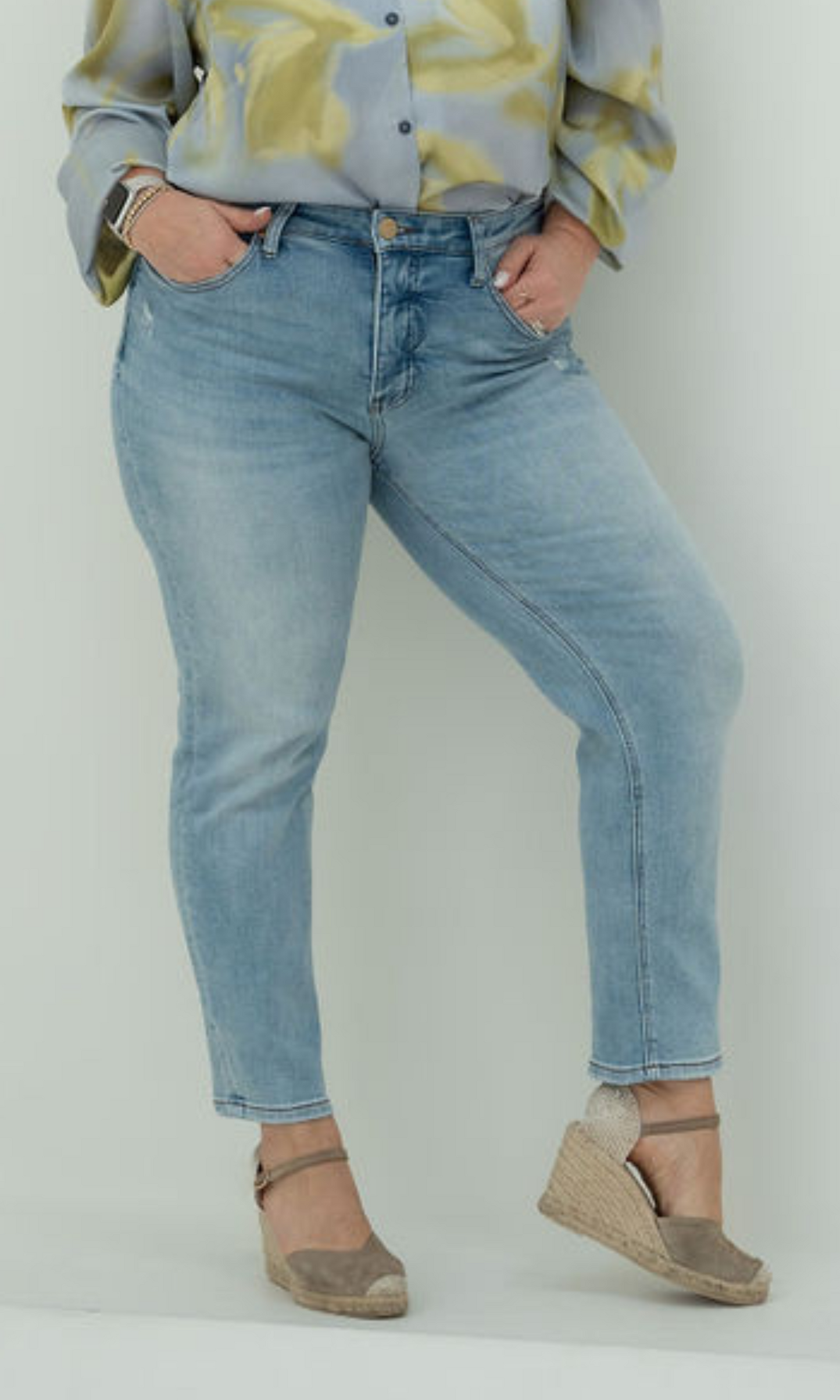 Rachael High Rise Fab Ab Mom Regular Hem - Recognition