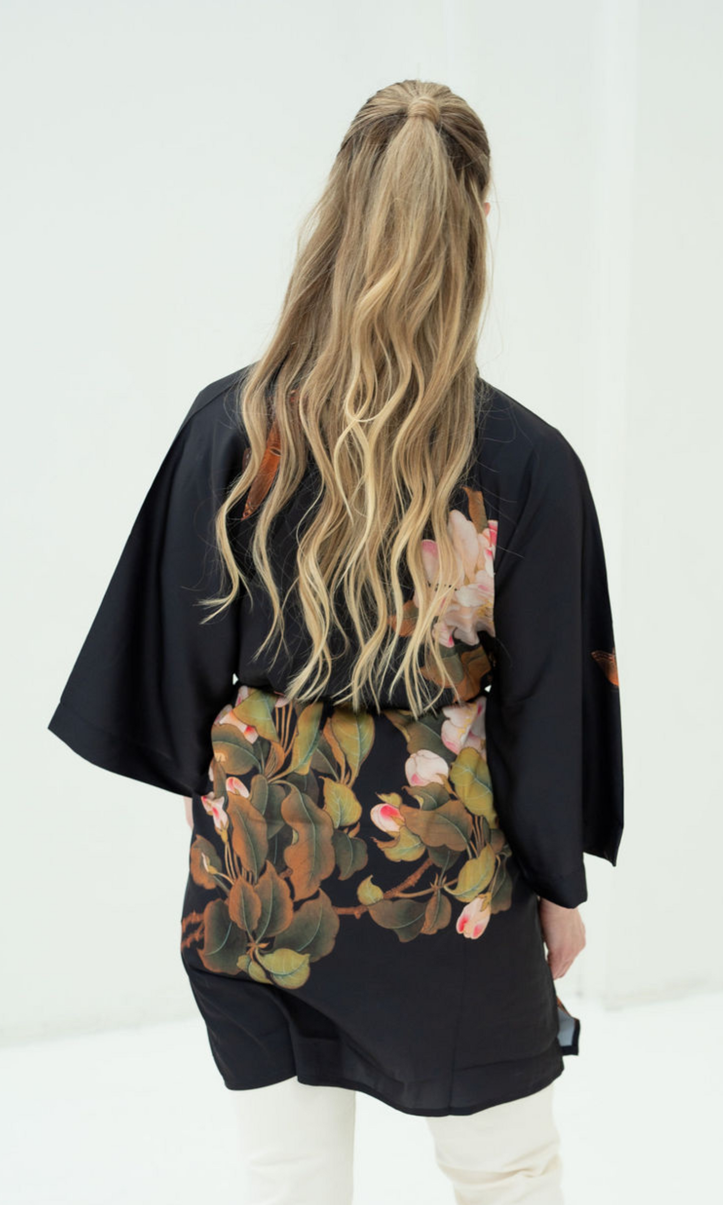 Peony & Butterfly Short Kimono Robe