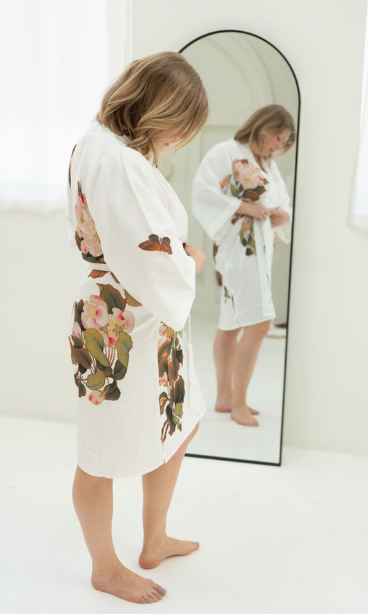 Peony & Butterfly Short Kimono Robe
