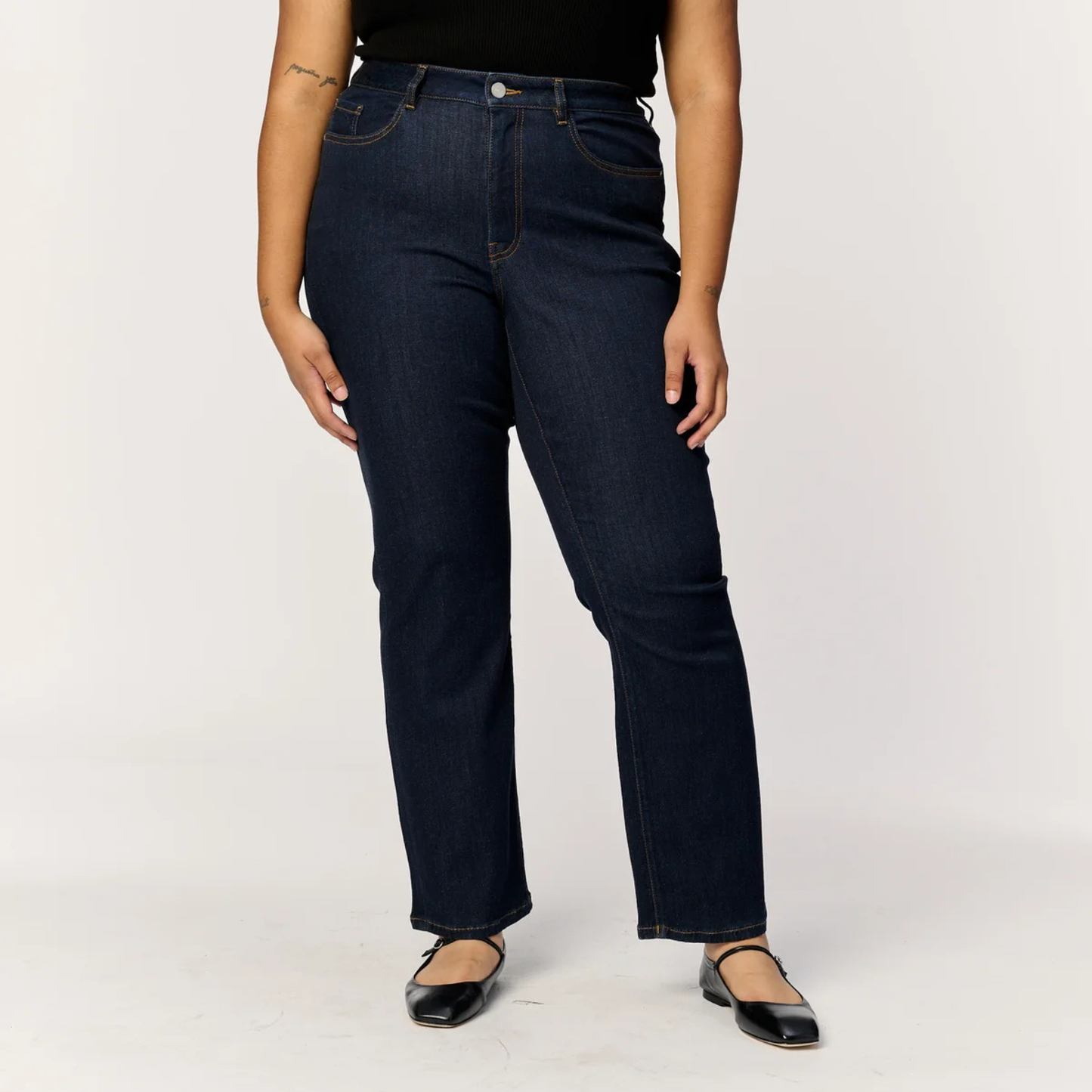 ASE Stretch Straight Leg Jeans (2 Colours)