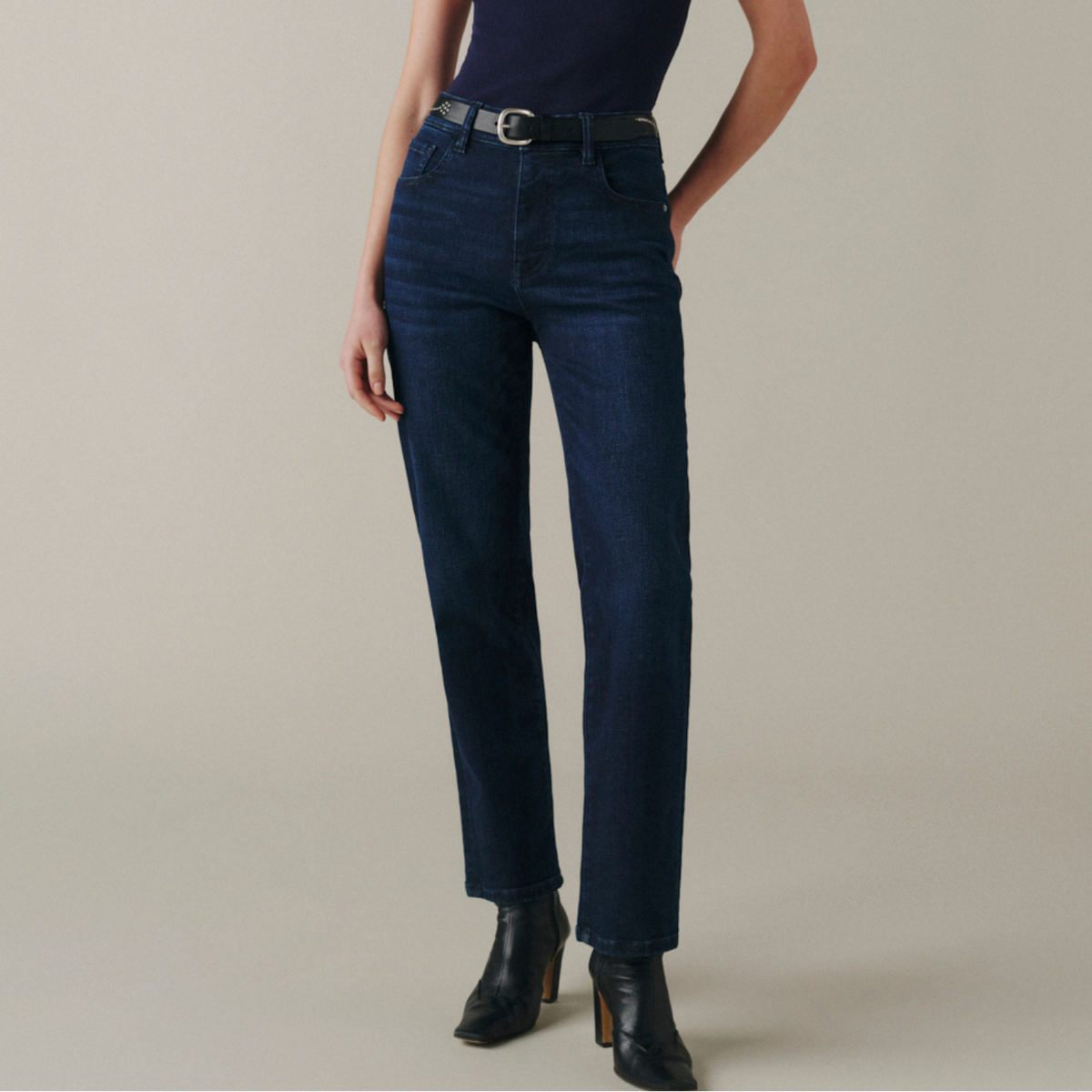 Vancouver Straight Leg Jean