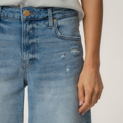 Hailey High Rise Short w/ Raw Hem - Focus