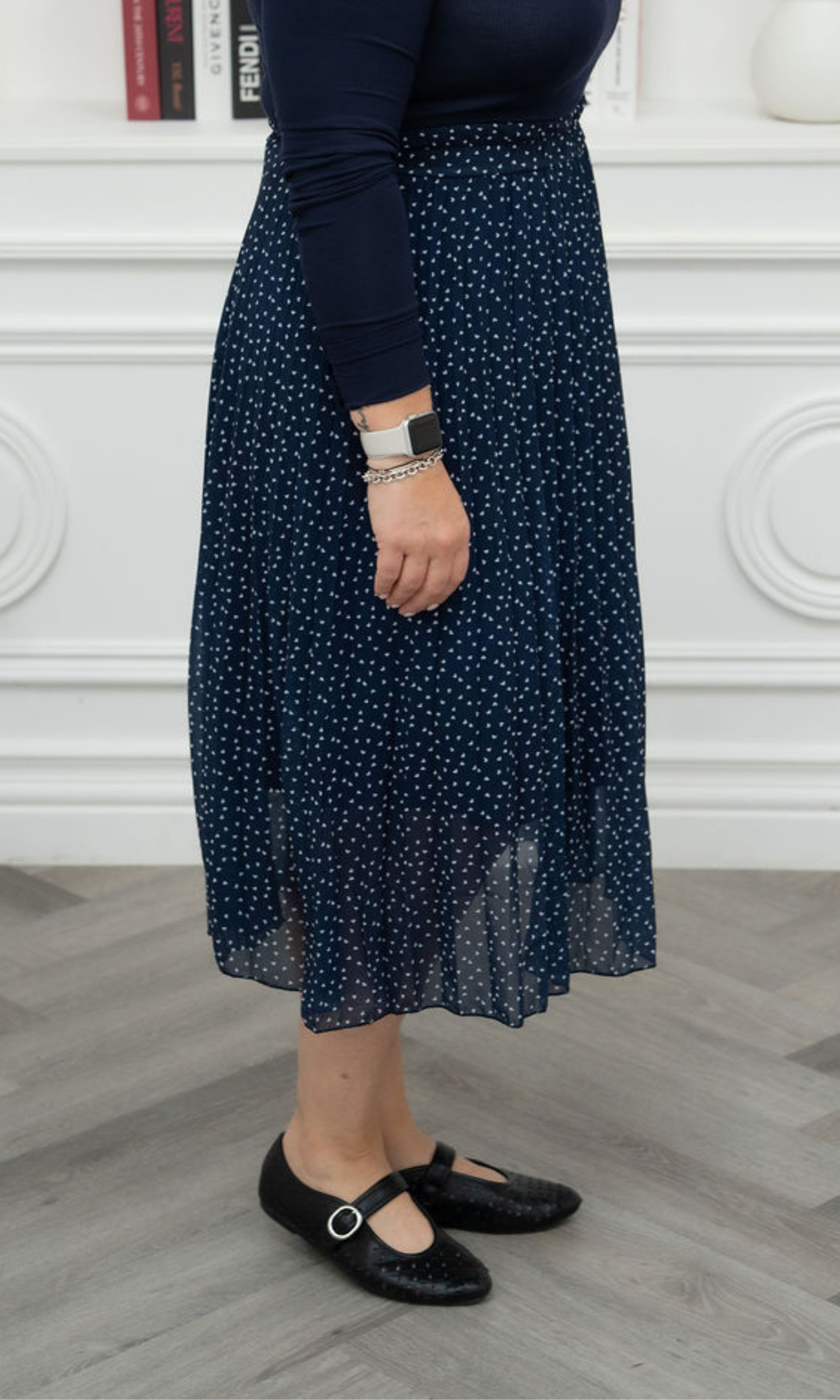 Pleated Skirt w/ Navy Heart Print