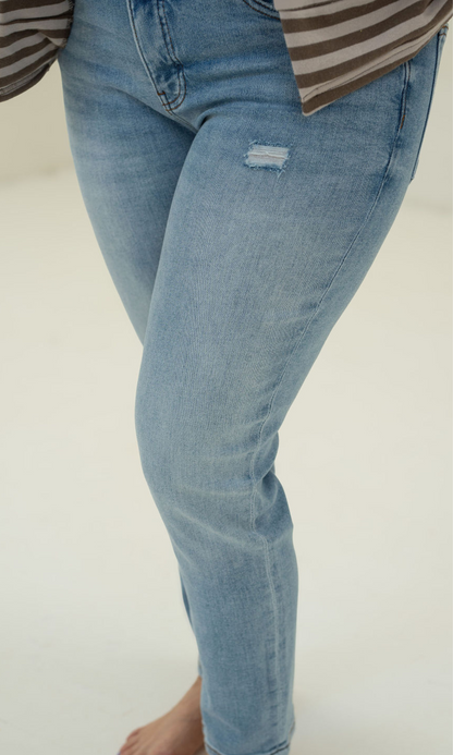 Rachael High Rise Fab Ab Mom Regular Hem - Recognition